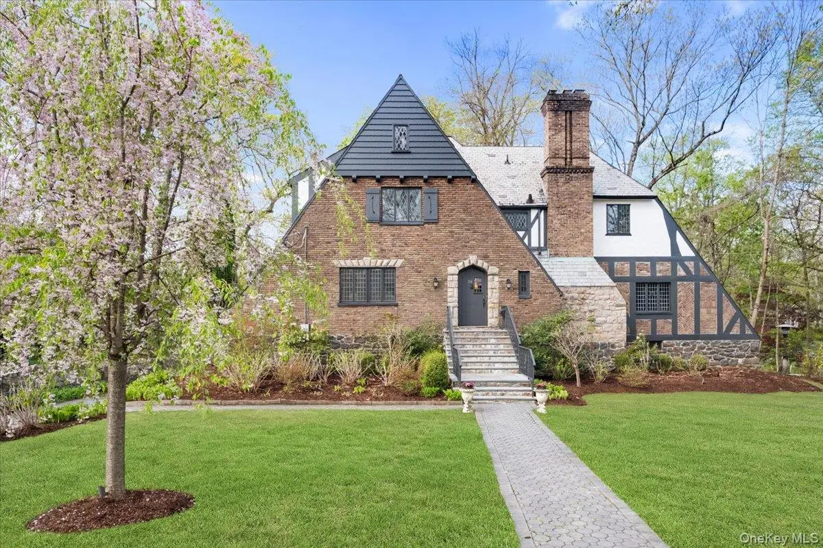 24 Highwood Avenue, Larchmont, NY 10538 - #1