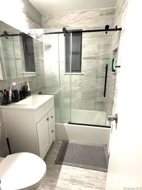 1 Terrace Circle #3H, Great Neck, NY 11021 - Image #2