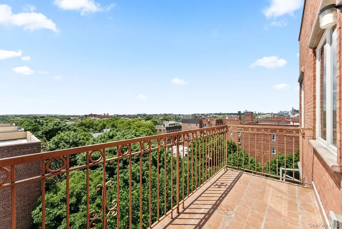 842 Ocean Parkway #8B, Brooklyn, NY 11230 - Image #1