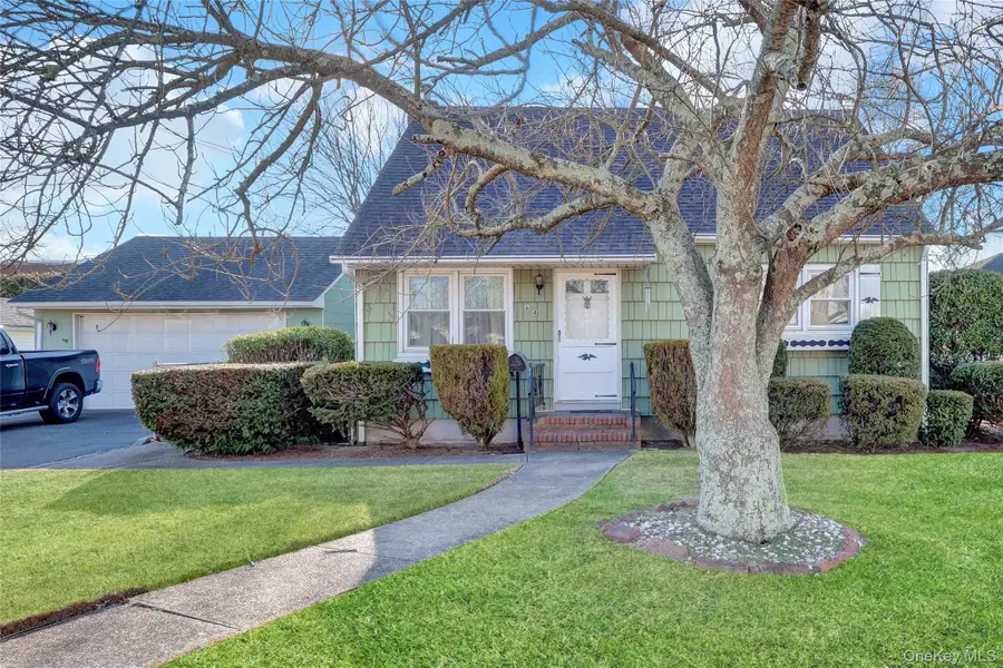 64 Nill Street, West Babylon, NY 11704 - Image #2