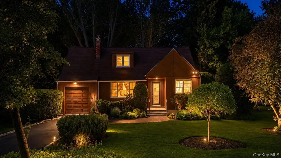 9 Sheep Pasture Lane, Huntington, NY 11743 - #2