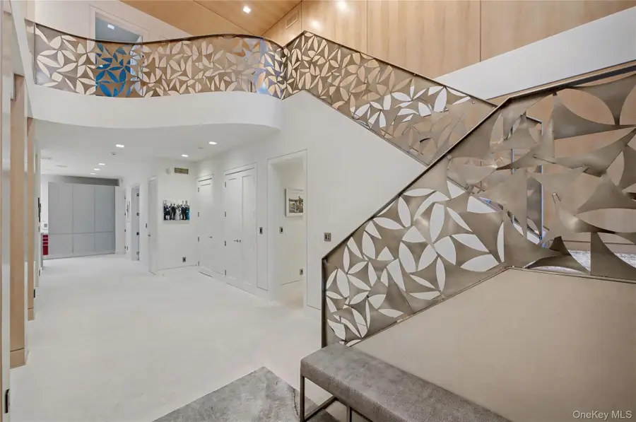 865 Barberry Lane, Woodsburgh, NY 11598 - #3