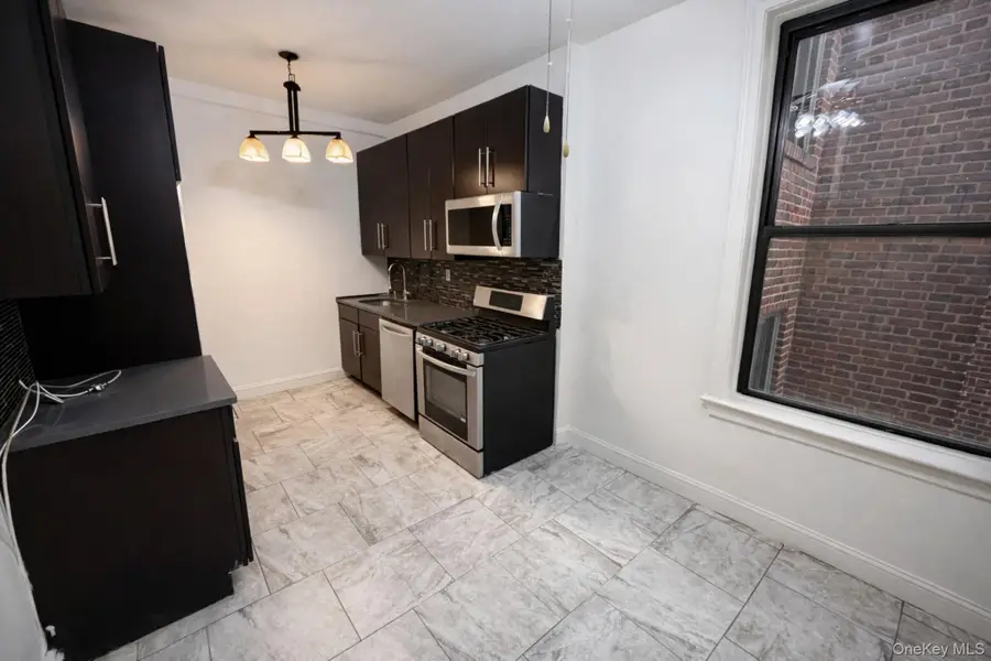 5 Circuit Road #A30, New Rochelle, NY 10805 - Image #2