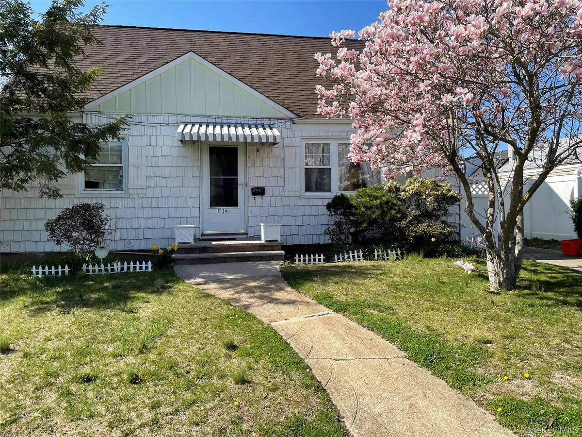 1134 S Everett Street, Valley Stream, NY 11580 - Image #1
