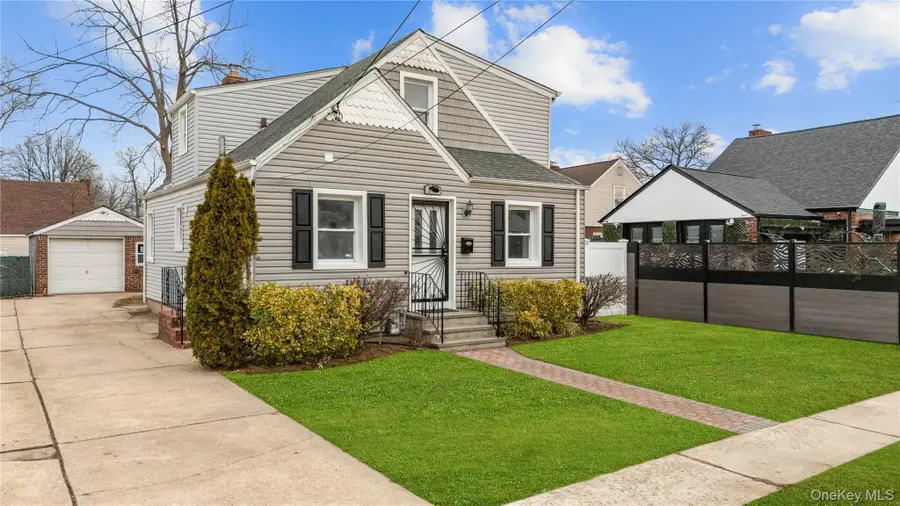 141 Booth Street, Hempstead, NY 11550 - Image #2