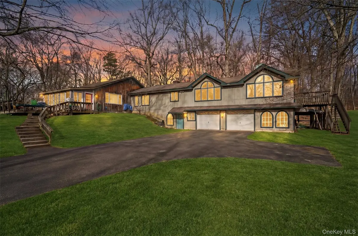 48 Chardavoyne Road, Warwick, NY 10990 - Image #1