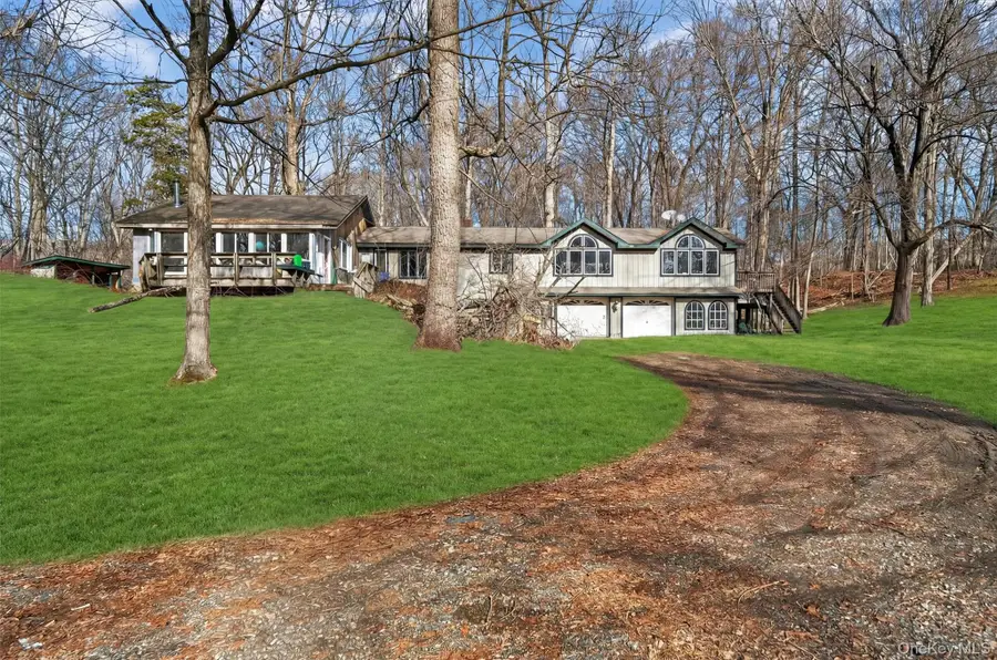 48 Chardavoyne Road, Warwick, NY 10990 - Image #2