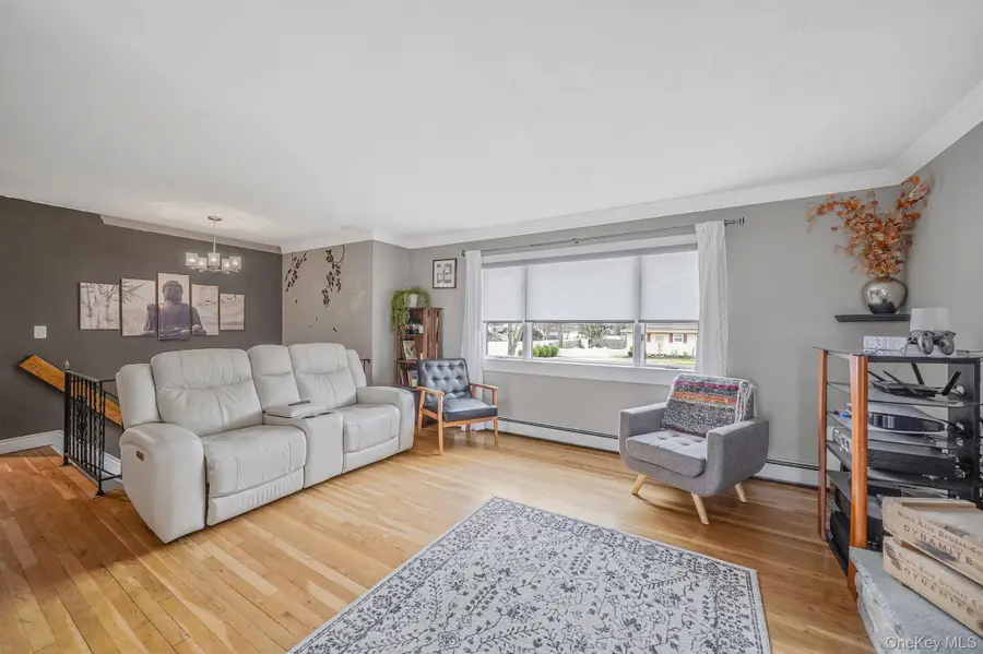 38 Groveland Park Boulevard, Sound Beach, NY 11789 - Image #3