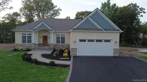 NC Pine Street, Port Jefferson, NY 11776