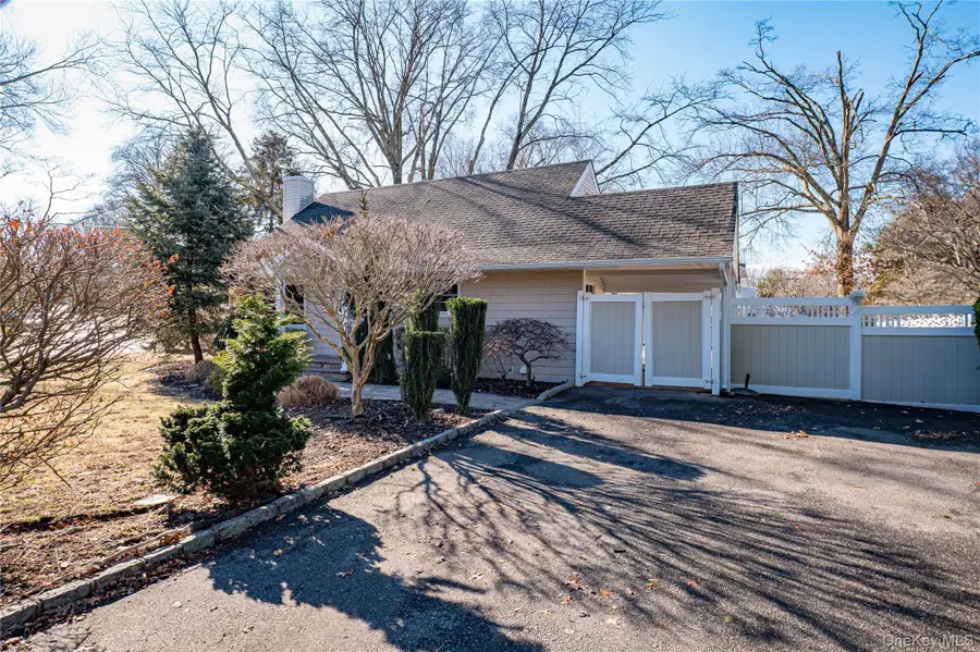75 Hazard Avenue, Huntington Station, NY 11746 - Image #3