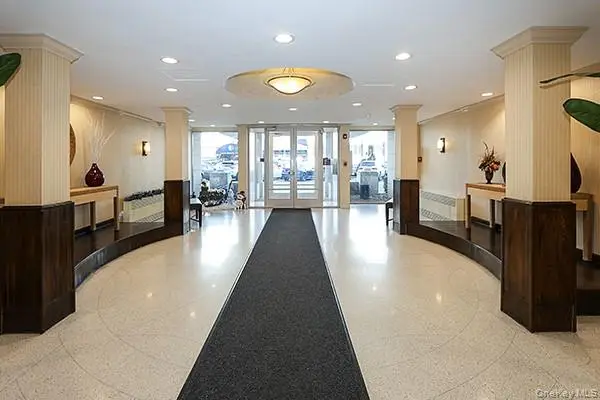 410 E Broadway #2X, Long Beach, NY 11561 - Image #3