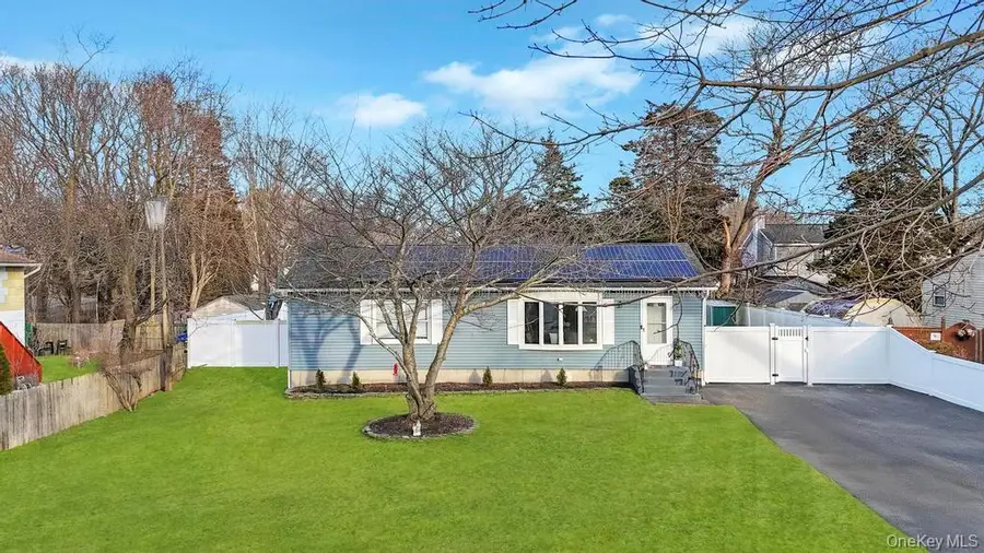 85 Craft Road, Centereach, NY 11720 - Image #2