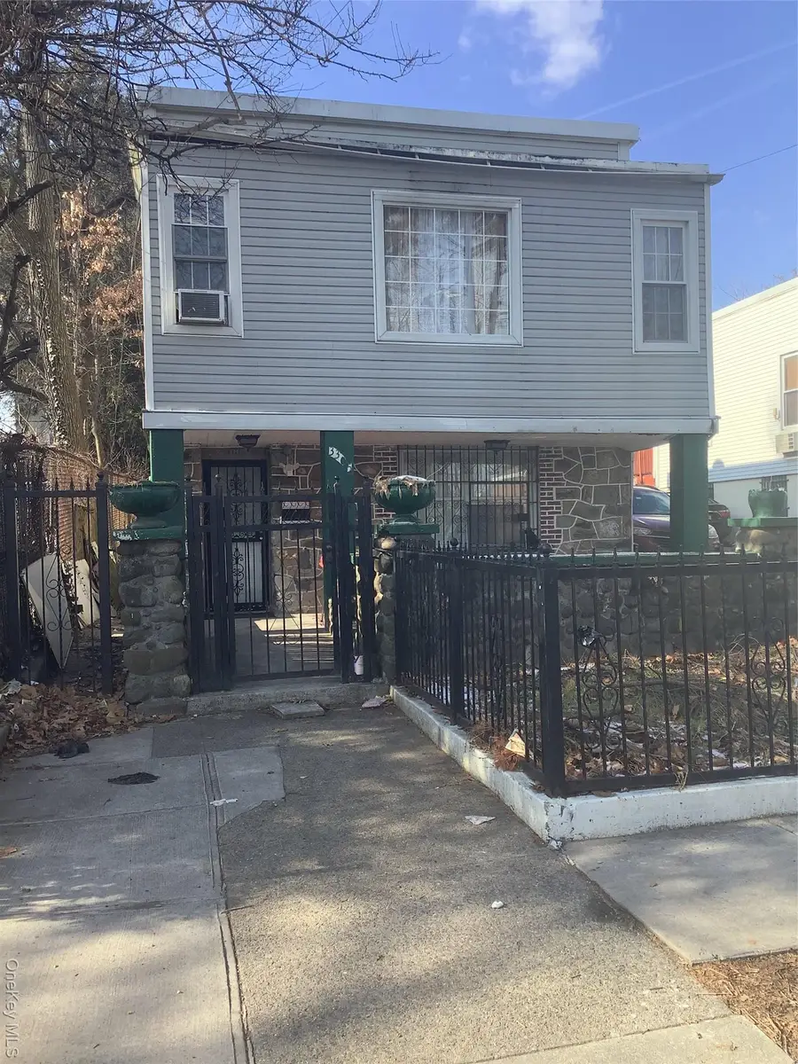 3305 Bronxwood Avenue, Bronx, NY 10469 - #2