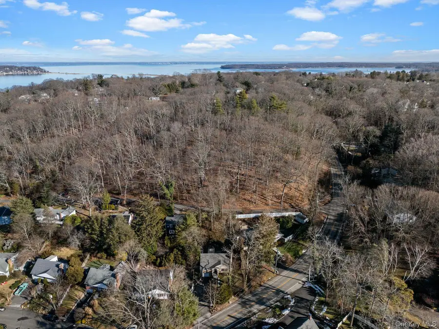 137 Cove Road, Huntington, NY 11743 - Image #3