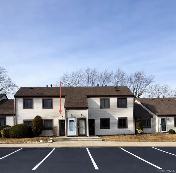 83 Gauguin Court #83, Middle Island, NY 11953