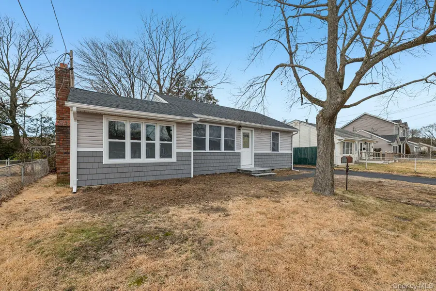 1354 Brooklyn Boulevard, Bay Shore, NY 11706 - Image #3
