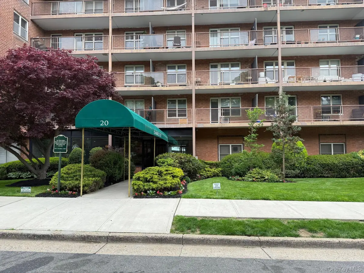 20 Wendell Street #18A, Hempstead, NY 11550 - Image #1