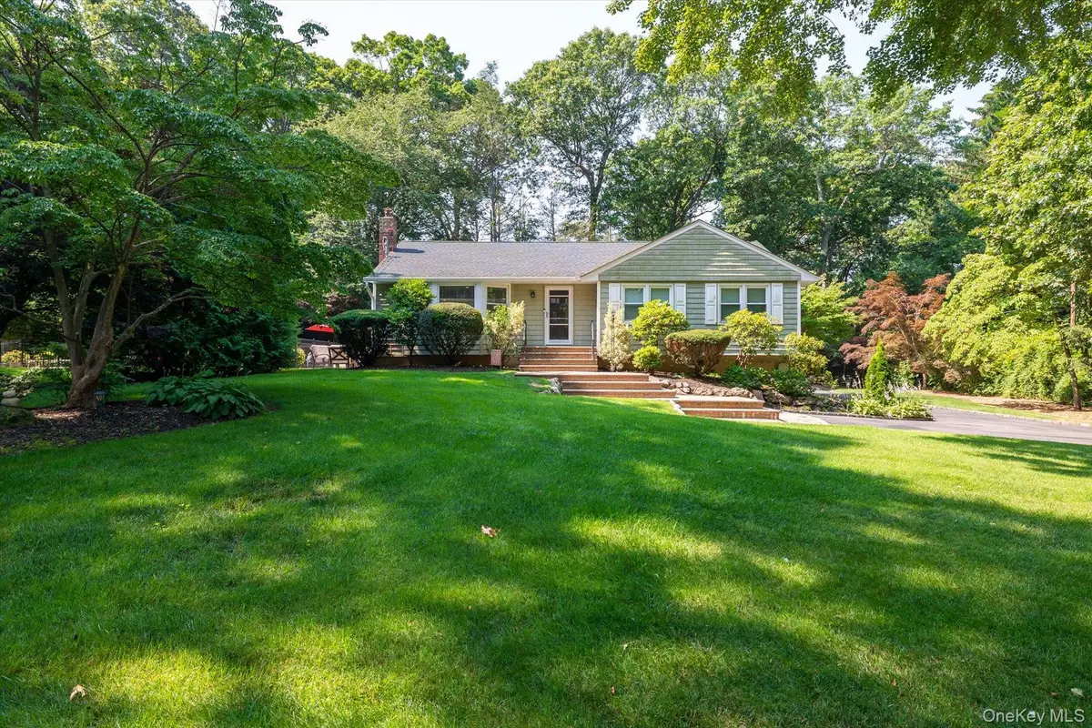 2 Meadowlark Lane, Huntington, NY 11743 - Image #1