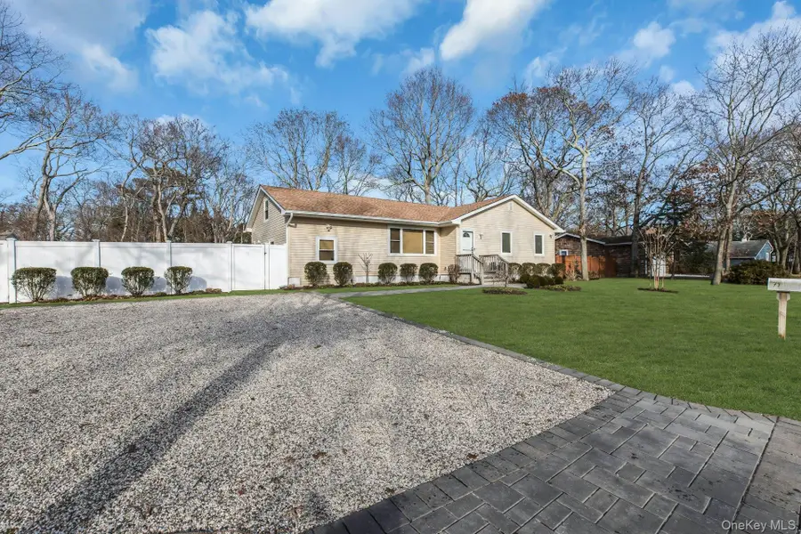79 School Street, Hampton Bays, NY 11946 - Image #2