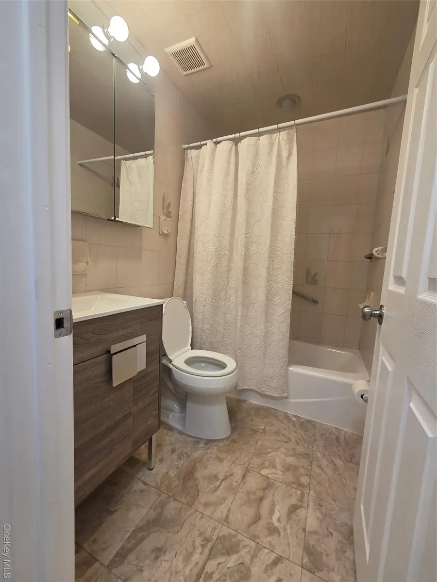 9 Court Street, Elmont, NY 11003 - #3