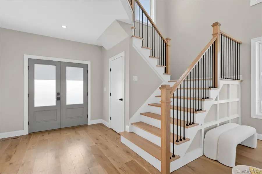 24 Wildwood Drive, Rock Tavern, NY 12575 - Image #2