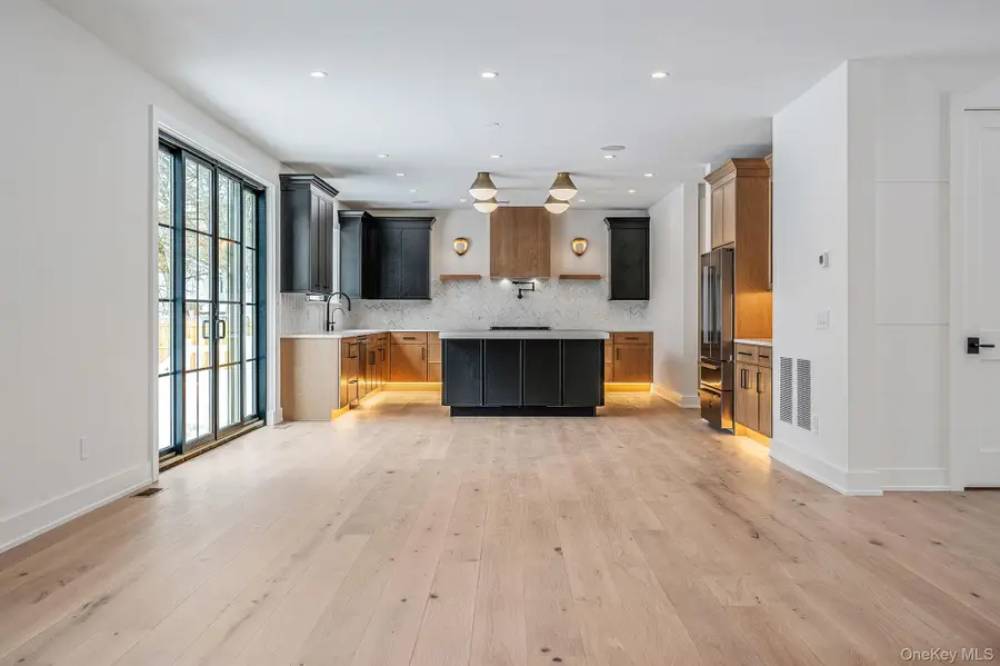 458 Harrison Avenue, Miller Place, NY 11764 - #3