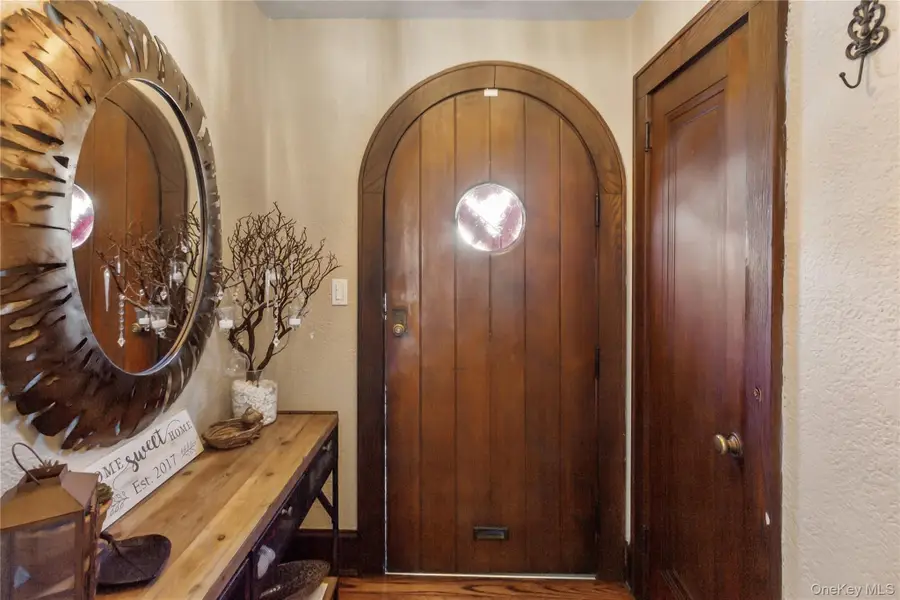 15 N Oceanside Road, Rockville Centre, NY 11570 - #2