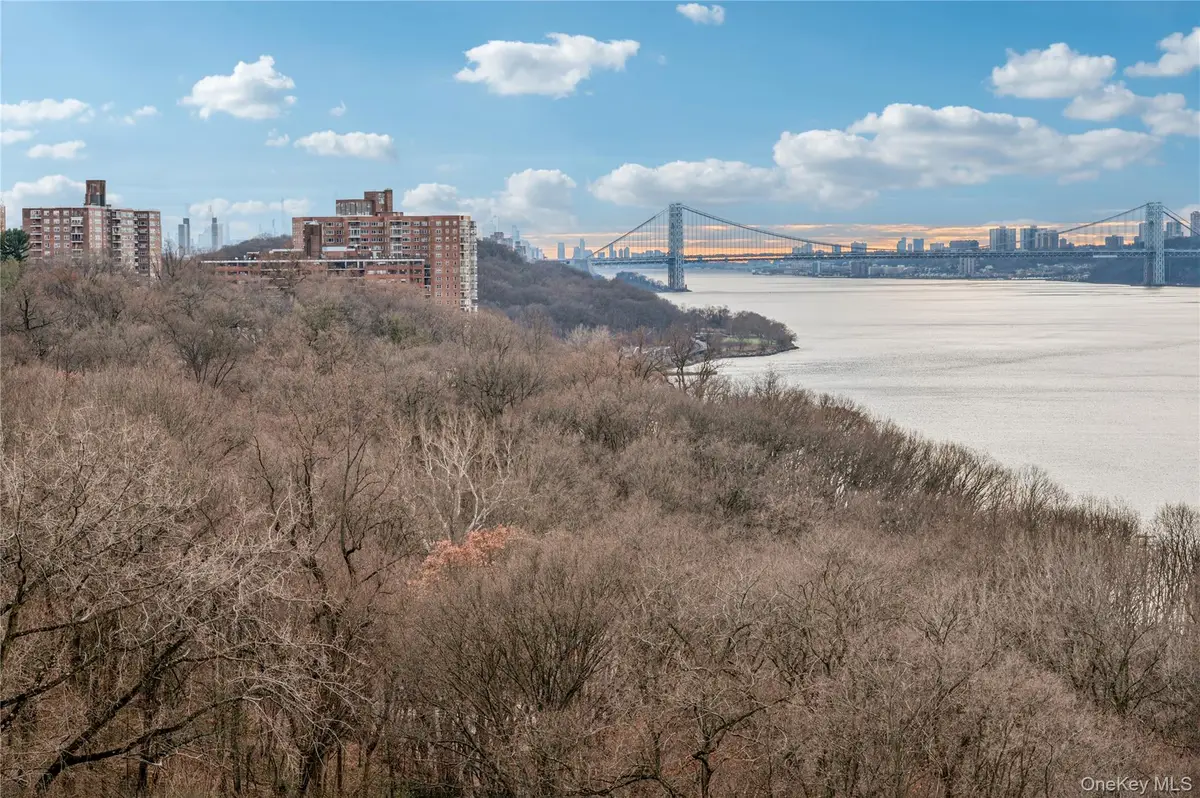 4455 Douglas Avenue #12F, Bronx, NY 10471 - Image #1
