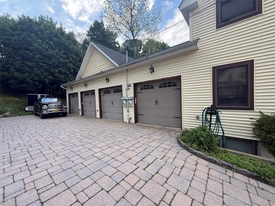 23 Swezey Place, Monroe, NY 10950 - #3