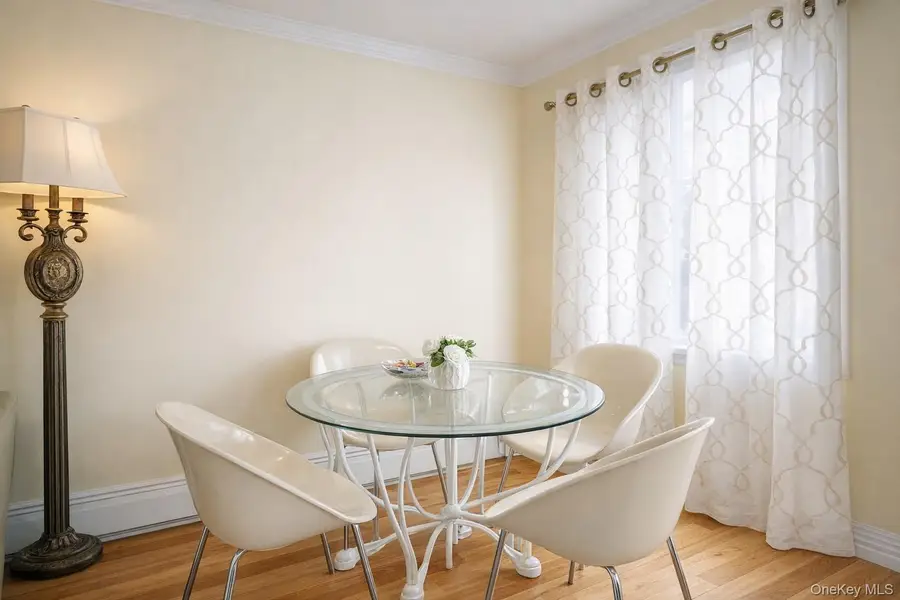 6701 Eliot Avenue, Middle Village, NY 11379 - #3