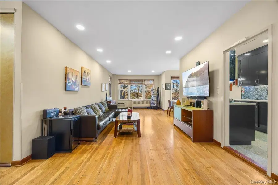 1015 Old Post Road #2C, Mamaroneck, NY 10543 - Image #3