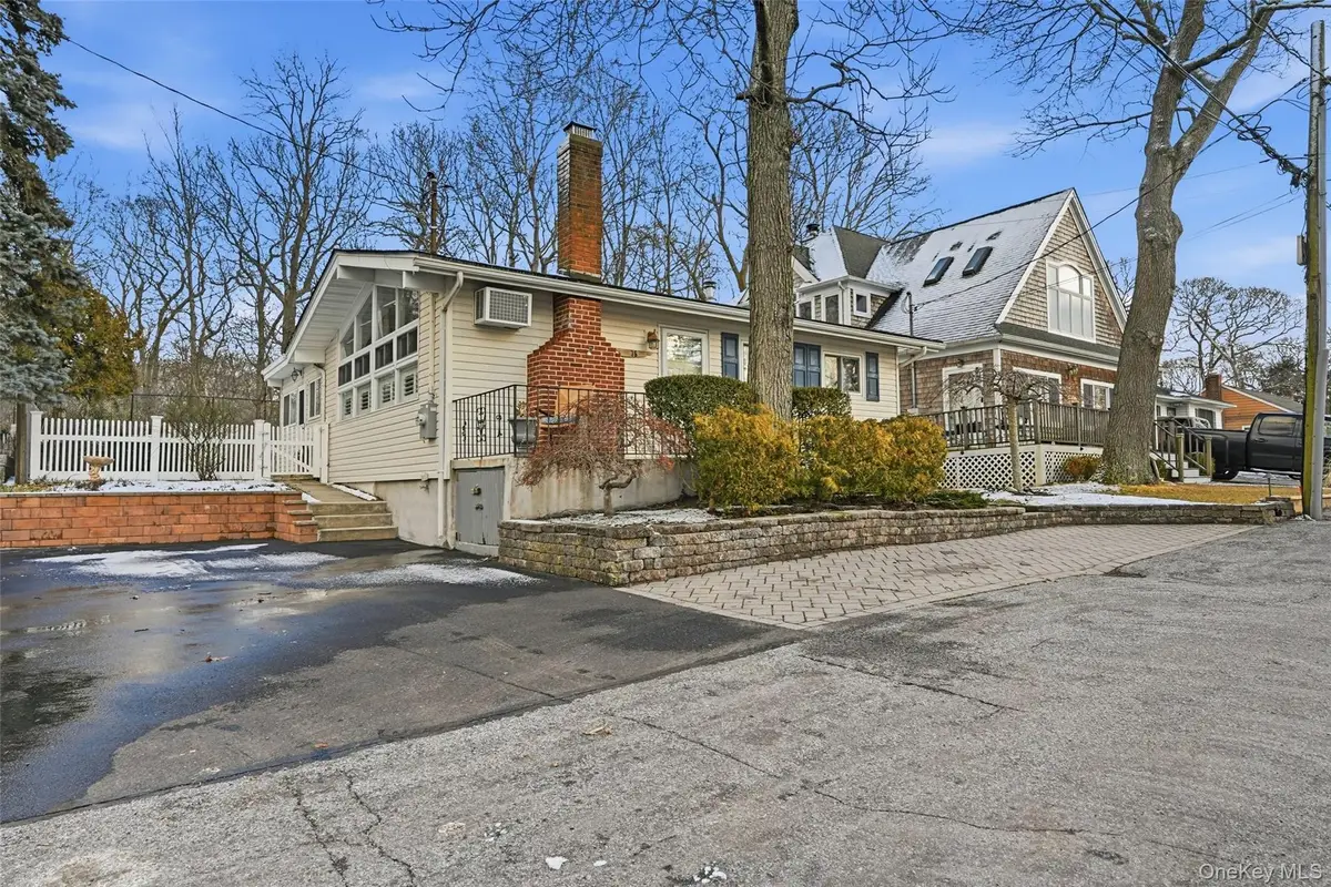 36 Oak Lane, Wading River, NY 11792 - Image #1