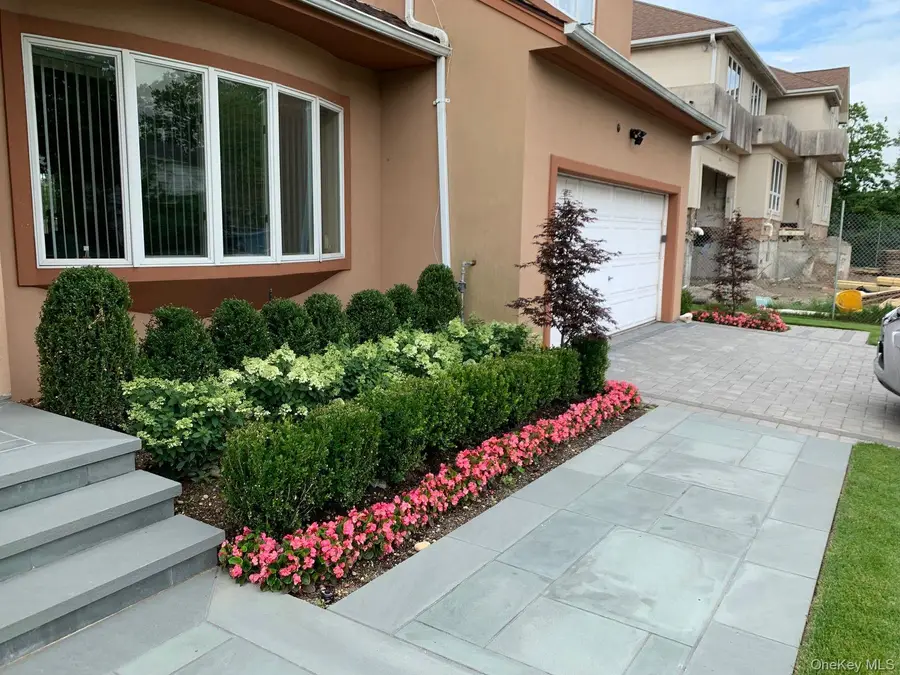 150 Lakeside Drive S, Lawrence, NY 11559 - Image #2