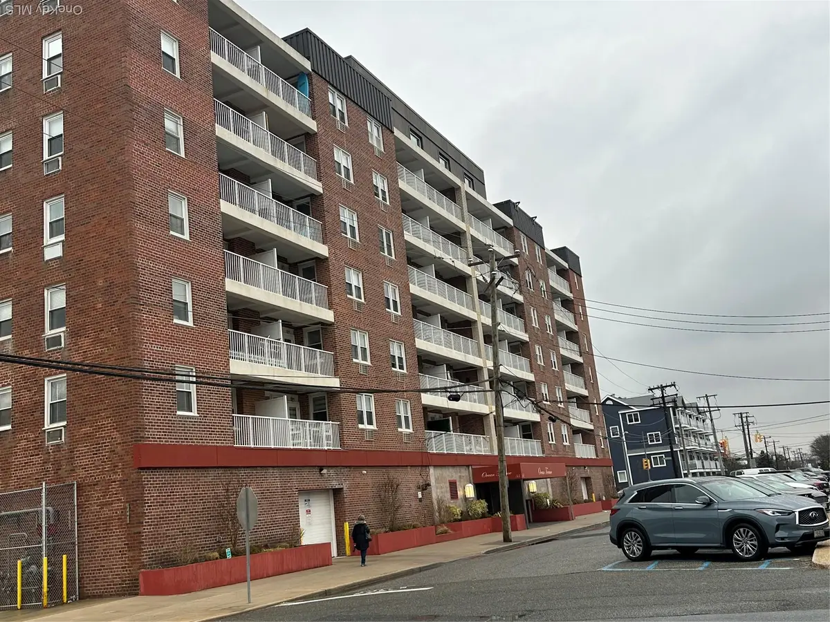 55 Monroe Boulevard #2L, Long Beach, NY 11561 - Image #1