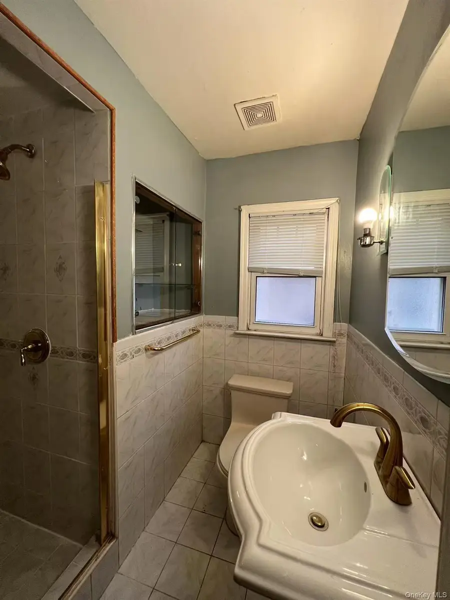 8517 115th Street, Richmond Hill, NY 11418 - Image #3