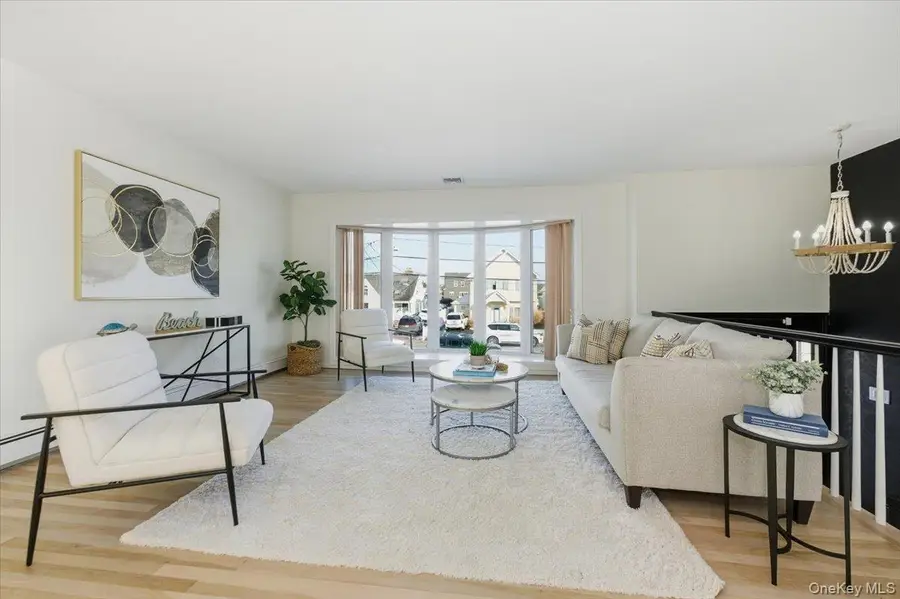 230 Sequams Lane Center, West Islip, NY 11795 - Image #3