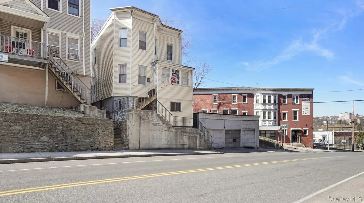 364 Ashburton Avenue #A, Yonkers, NY 10701 - #1