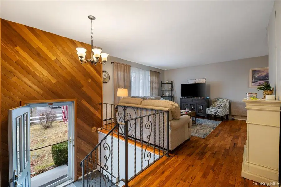 1131 Udall Road, Bay Shore, NY 11706 - Image #3