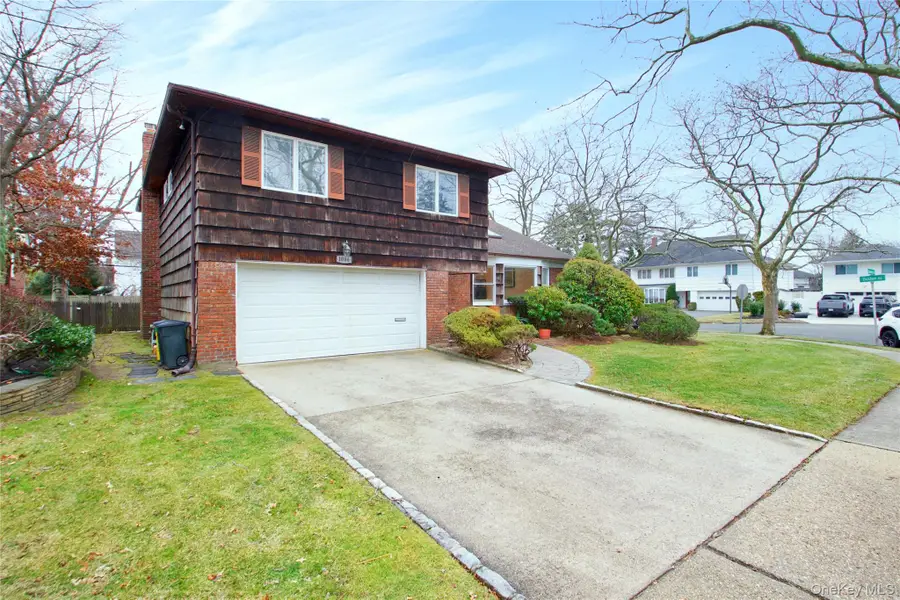 1066 Cedarhurst Street, Valley Stream, NY 11581 - Image #3