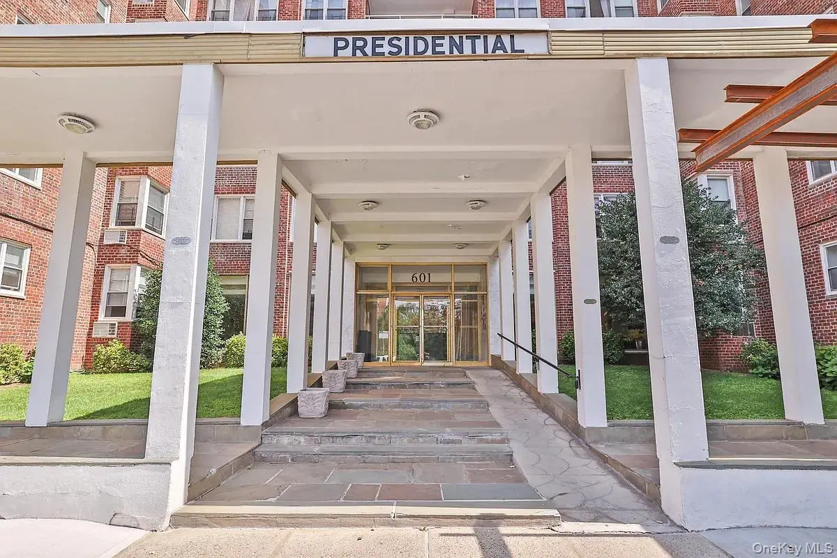 601 Kappock Street #3R, Bronx, NY 10463 - Image #1