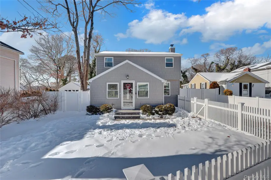 522 Browns Road, Nesconset, NY 11767 - #2