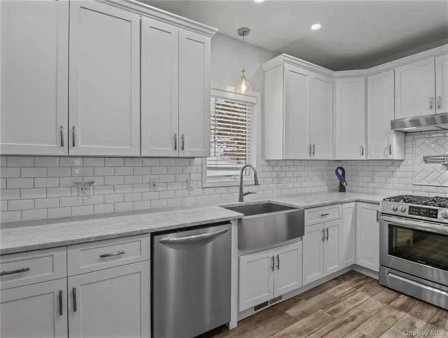 15 Leif Boulevard, Congers, NY 10920 - #3