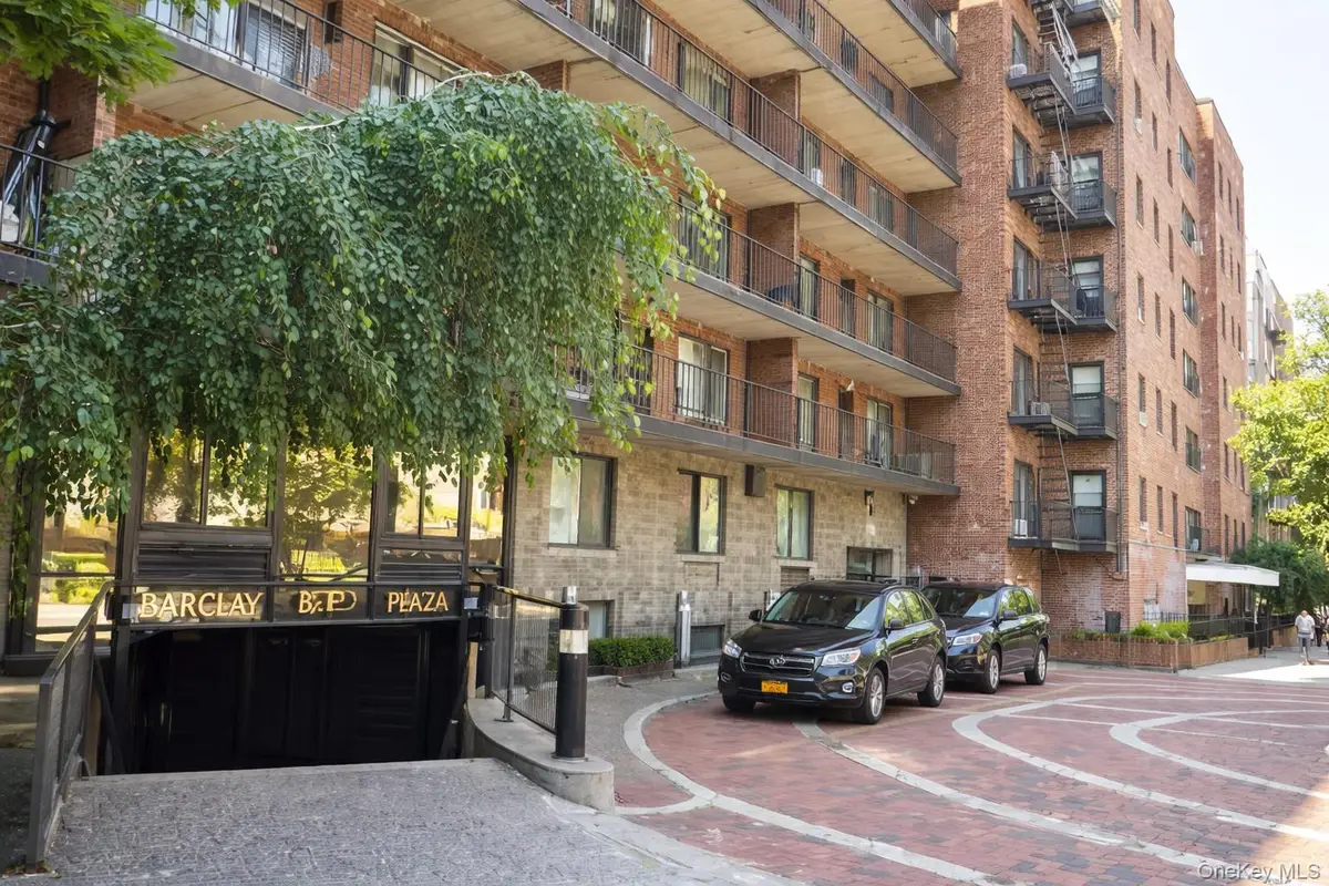 143-50 Barclay Avenue #4th FL, Flushing, NY 11355 - Image #1
