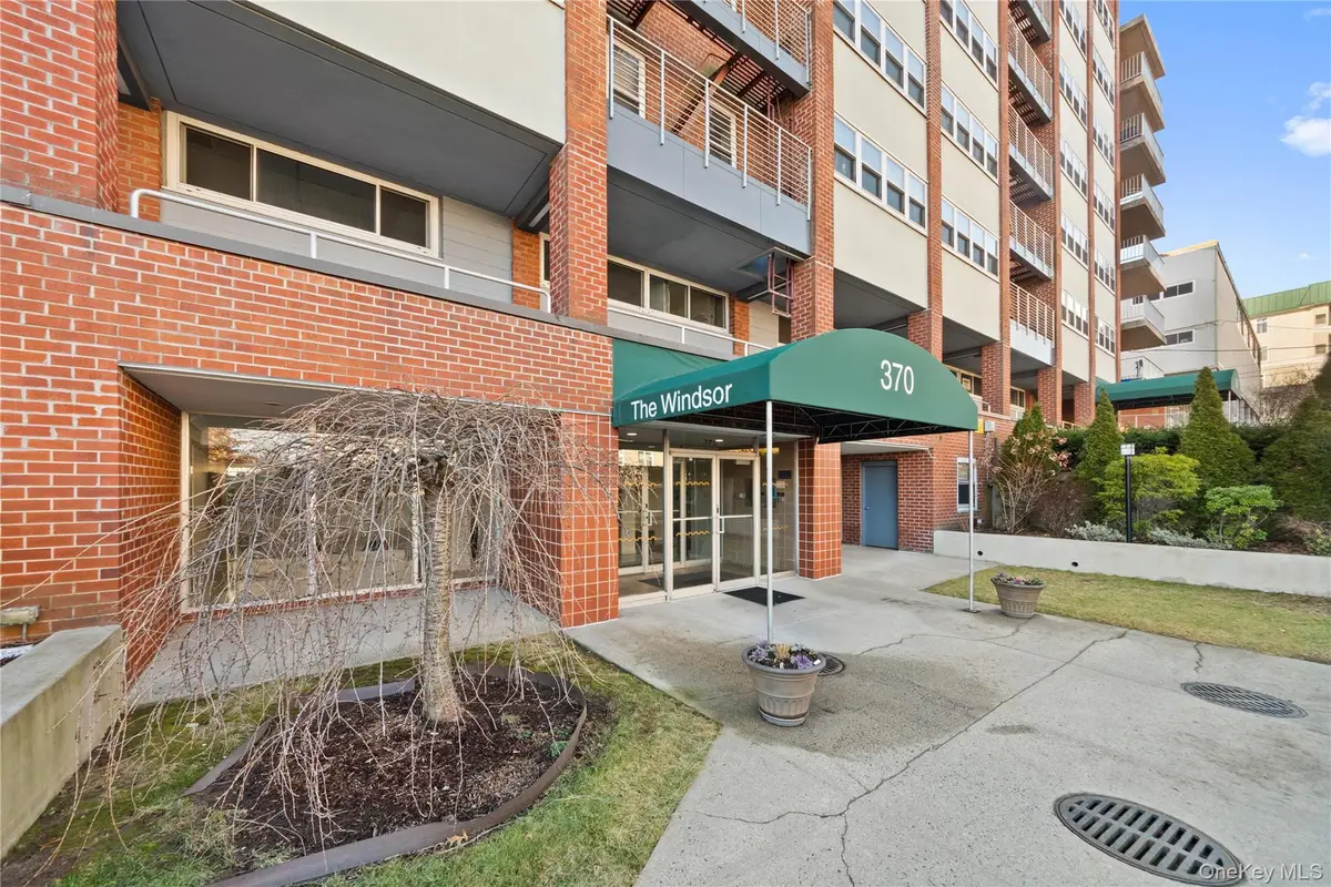 370 Westchester Avenue #2N, Port Chester, NY 10573 - Image #1