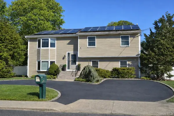 263 N Bicycle Path, Selden, NY 11784