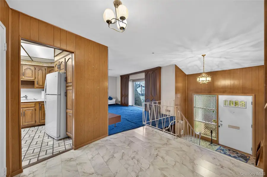 50 Netto Lane, Plainview, NY 11803 - Image #3