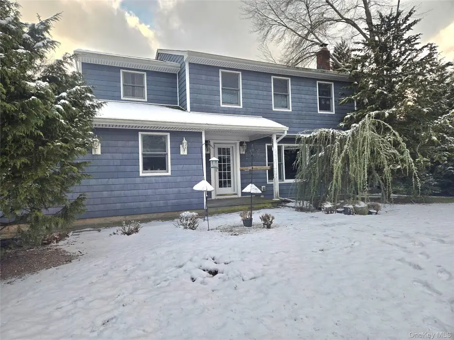 22 Rustic Road, Yaphank, NY 11980 - Image #3