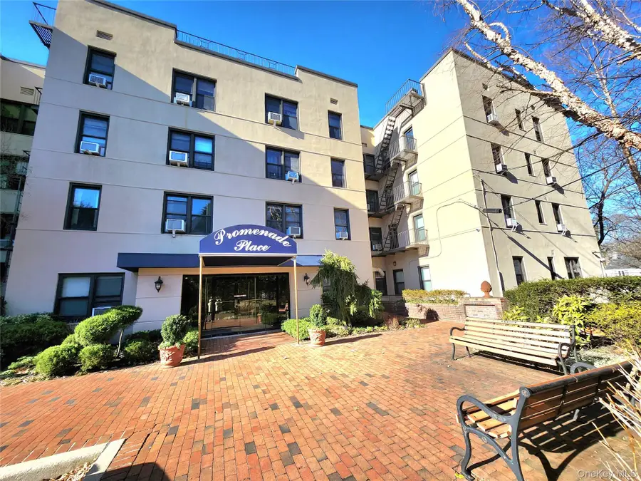 11 Wooleys Lane #2E, Great Neck, NY 11023 - Image #2