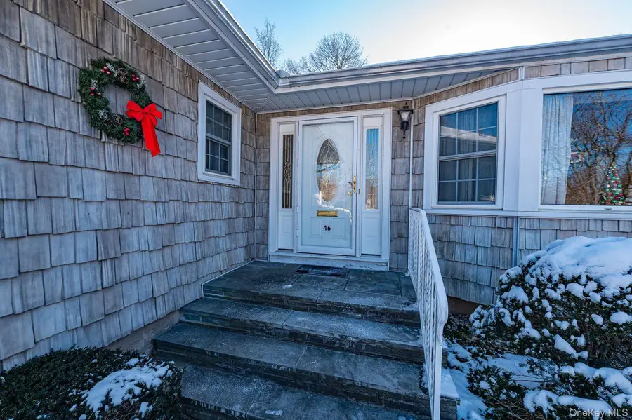 46 Crestwood Drive, Huntington Station, NY 11746 - Image #3