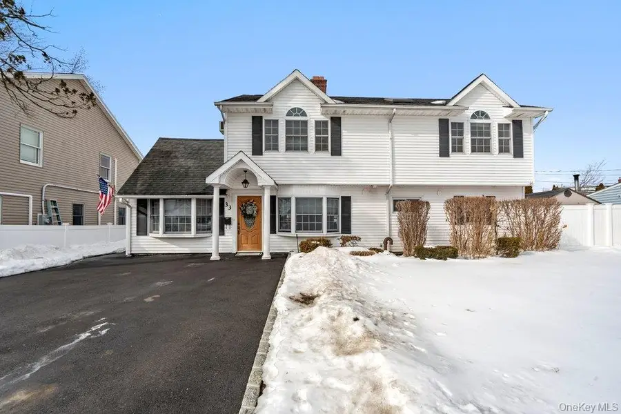 33 Skylark Lane, Levittown, NY 11756 - #2